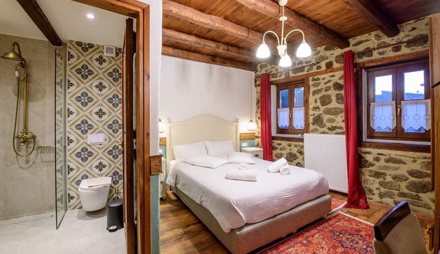 Agios Germanos Traditional Hotel in Prespes