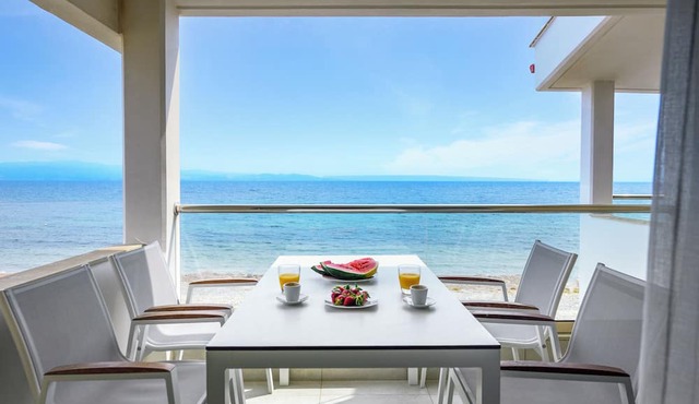 Elpiniki Luxury Apartments in Nea Propontida