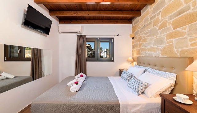 Cretan Kera Villa Heated Pool in Kissamos