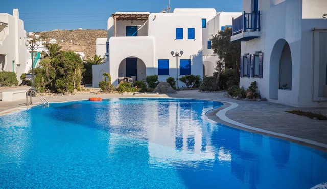 Luxury Villa Iliana with pool, Ornos, Mykonos Town in Ornos