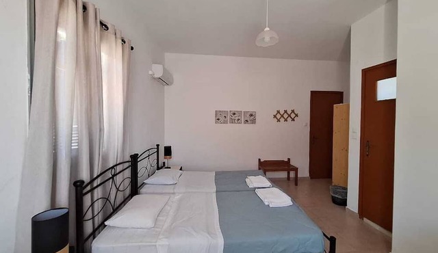 Nikos Hotel in Diafani