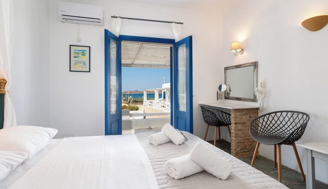 Naoussa Hotel in Paros