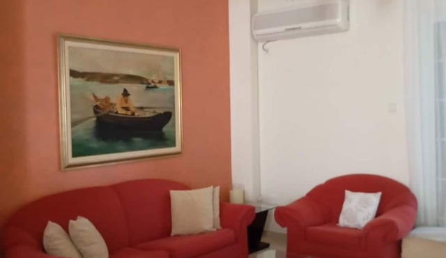 Quiet Apartment in Neo Herakleio Athens in Irakleio