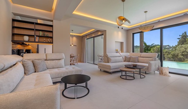 Costas Luxury Villas in Rhodes