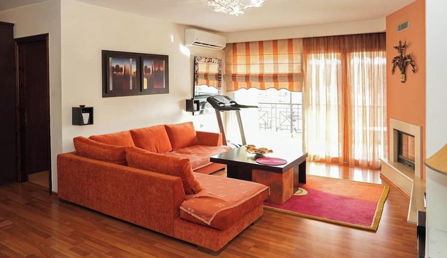 Central Grevena Retreat With Mountain Views in Grevena