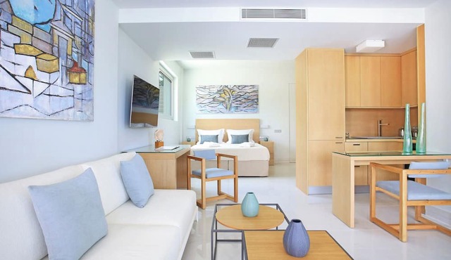 The Mansion Exclusive Villa in Heraklion