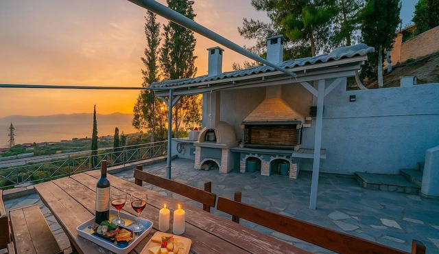 Onar Zin Seabliss - Mike Poolside Getaway in Xylokastro-Evrostina