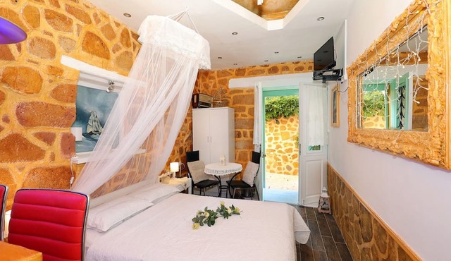 Alley Studio 1 by Frangki in Aegina