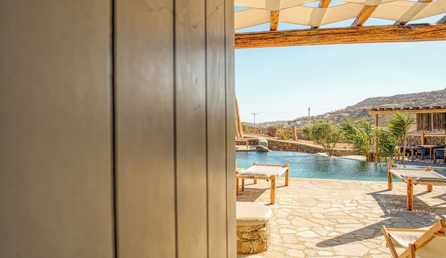 Santa Maria Hotel in Mykonos