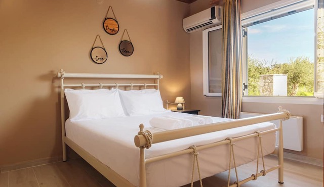 Sea Breeze Oasis-Tranquil Coastal Escape in Corfu