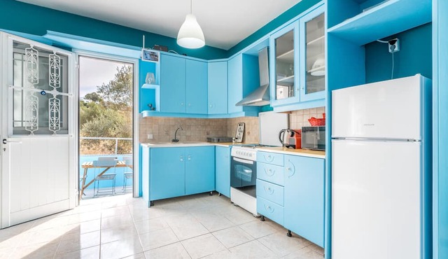 Apartment 'Bella's House' with Mountain View, Wi-Fi and Air Conditioning in Theologos