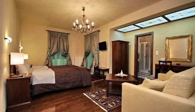 Aiora Luxury Suites in Gortynia