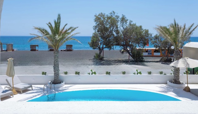 Casa Frati Suites & Villas in Santorini