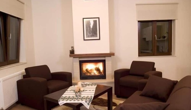 Your Gorge-side Getaway Modern Villas, Natural Beauty in Platanias