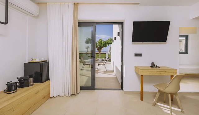 Aegean View Hotel in Rethymno