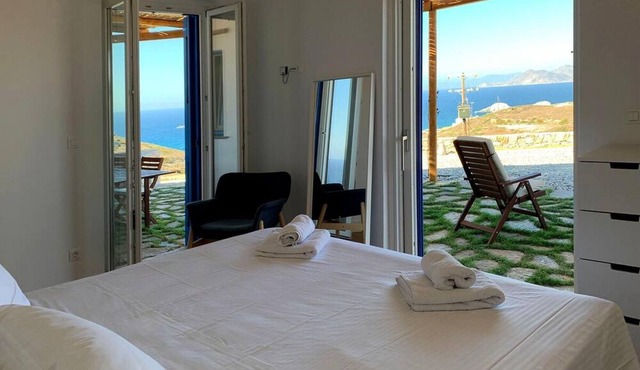 Villa Hera Mandrakia Milos in Milos