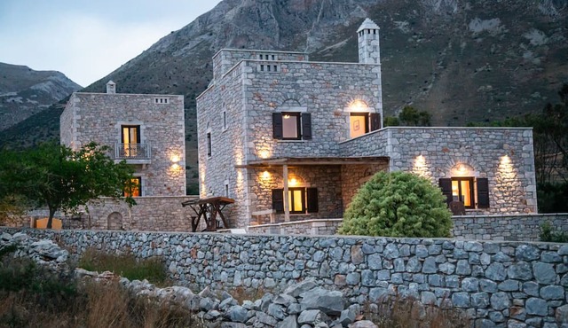 Armenopertra view-Akantha ,triple room, Mani in Gerolimenas