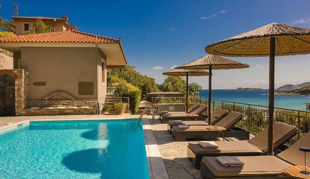 Paramithenio Village Beach Resort & Spa in Kymi-Aliveri