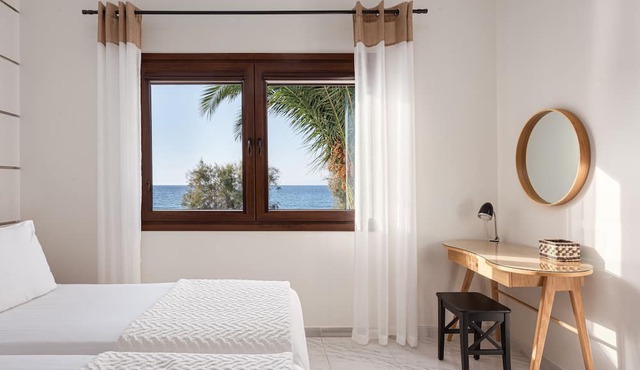 Aniv Villa by The Sea in Syros