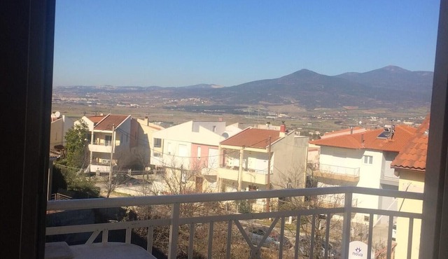 Homerez - Apartement for 6 ppl. with garden, terrace and balcony at Thermi in Thermi