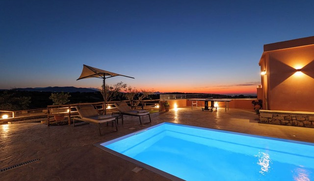 Stavlos Villa in EPISKOPI