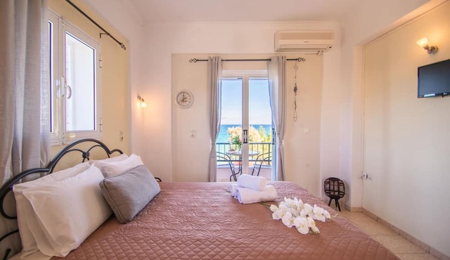 Psarou Studios in Zakynthos