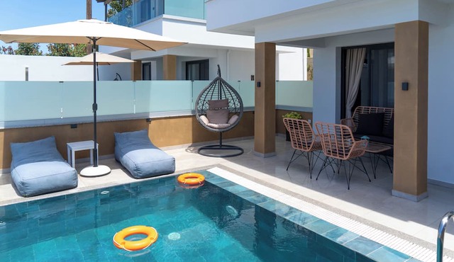 Vrachos Luxury Maisonettes in Parga