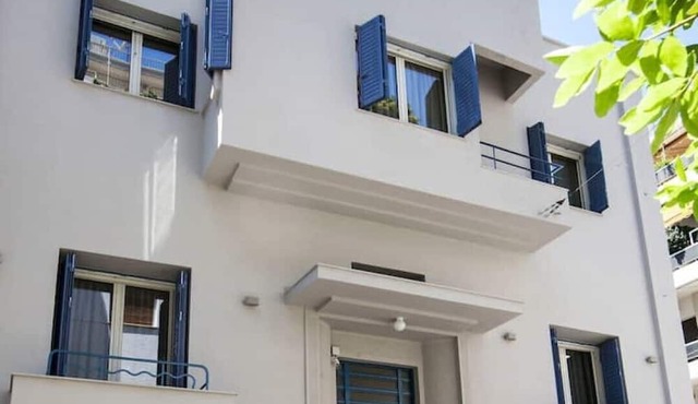 Dreamy Flat With Balcony in Pangrati-hilton Area! in Athina