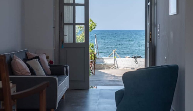 Seasound II.Amazing apartment for a family , couples or friends in Chania