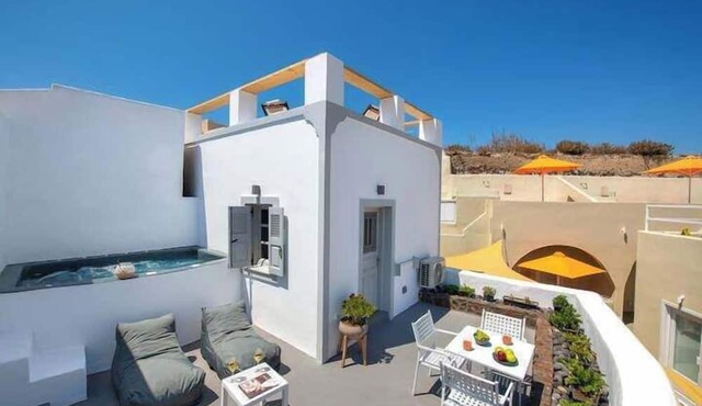 Aetheria Villas in Santorini