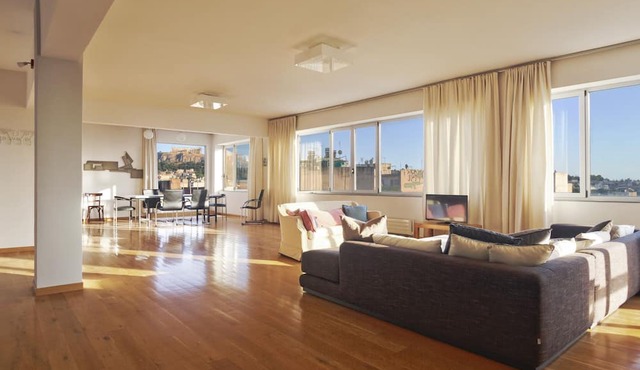 Impressive Apartment with Amazing Views in Athens City Centre! MK1 in Athens
