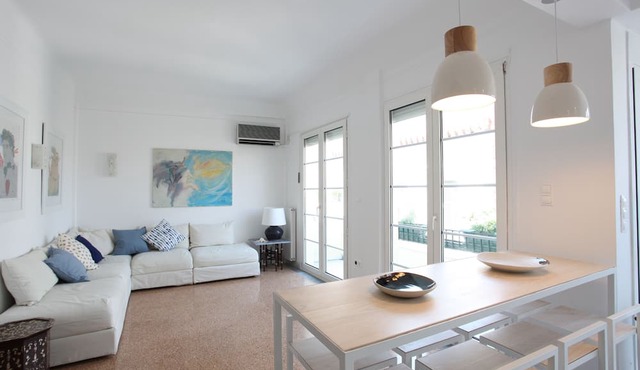 Plaka 2-storey Penthouse with Acropolis views. PL6 in Athens