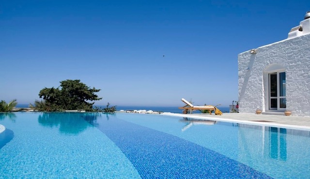 Tranquil Paros Villa | 5 Bedroom Villa | Large Private Swimming Pool & Veranda with Sea Views | Sarakiniko in Paros