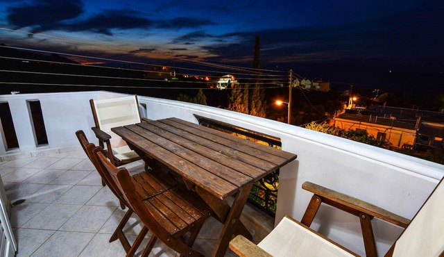 White Villa in Xylokastro-Evrostina