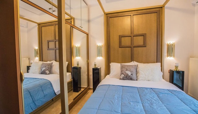 Luxury Suites in Drama
