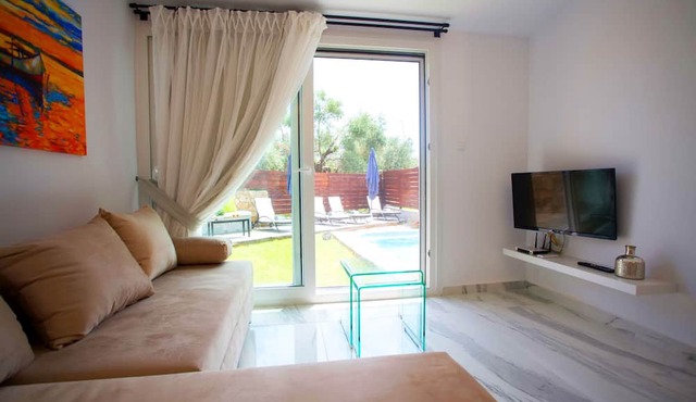 Salonikiou Beach Luxury Residences in Sithonia