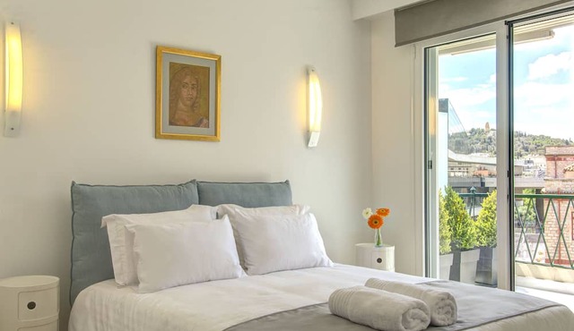 Frixos Acropolis luxury apartment in Athens