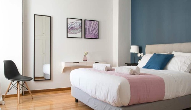 Chic and Cosy Flat in Plaka in Athina