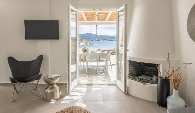 Eneos Kythnos Beach Villas in Kithnos