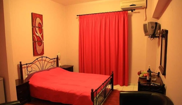 Argo apartments near Nafplio in Nea Kios