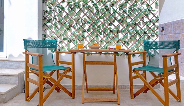 Cool Style Private Apartments in Dafni-Ymittos