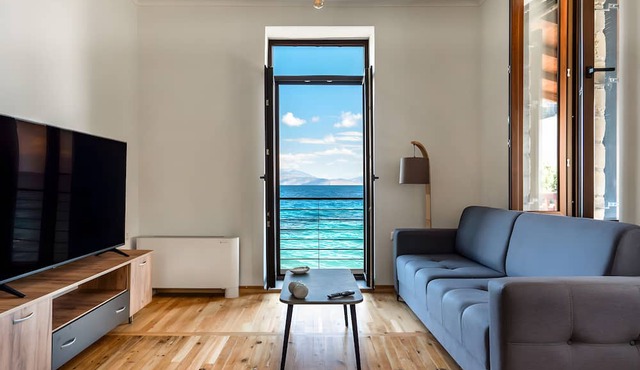 Villa 'Muralis Mare' with Sea View, Wi-Fi and Air Conditioning in Λυγιά