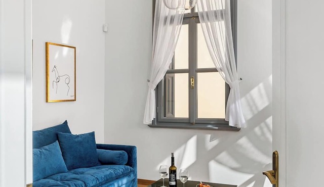 Handakos Luxury Suite by Hospi in Heraklion
