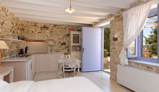 Good Life Greece Eco Villas in Syros