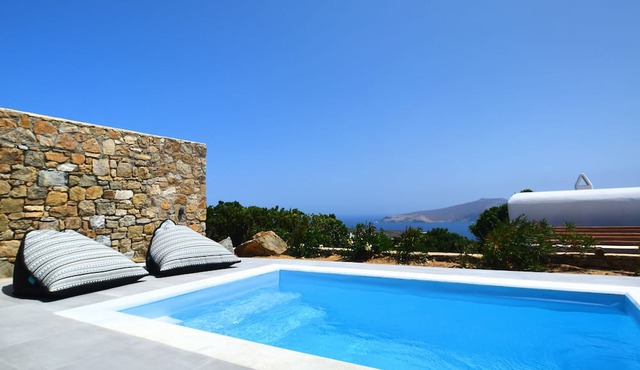 Sea Breeze Panormos in Mykonos