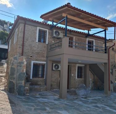 Makri Guest House in Livanates