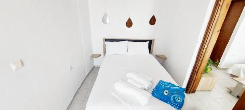 M&O Sea view city apartment in Chania