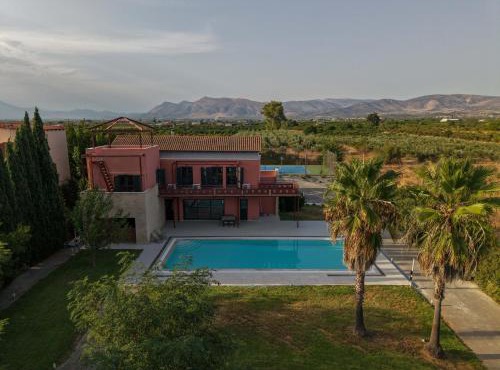 Villa Nafplis in Argolikón
