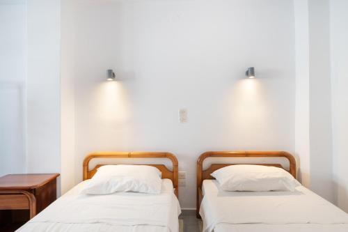 Politis Apartments Batsi in Andros