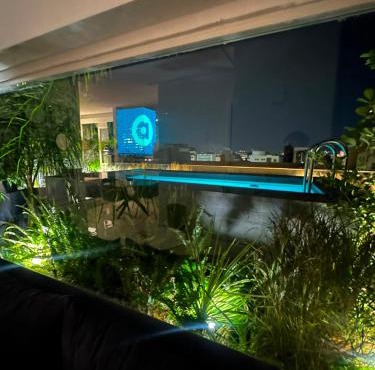 Elysian Hot Tub Suite Piraeus in Piraeus